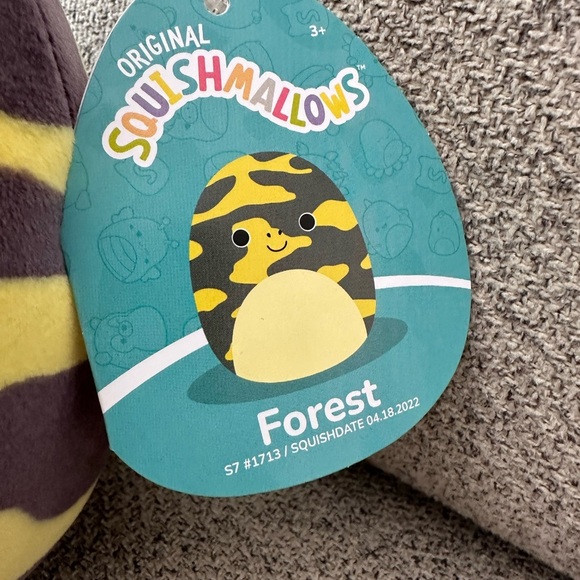 NWT Squishmallows 7" Forest the Yellow and Black Salamander - Picture 3 of 4